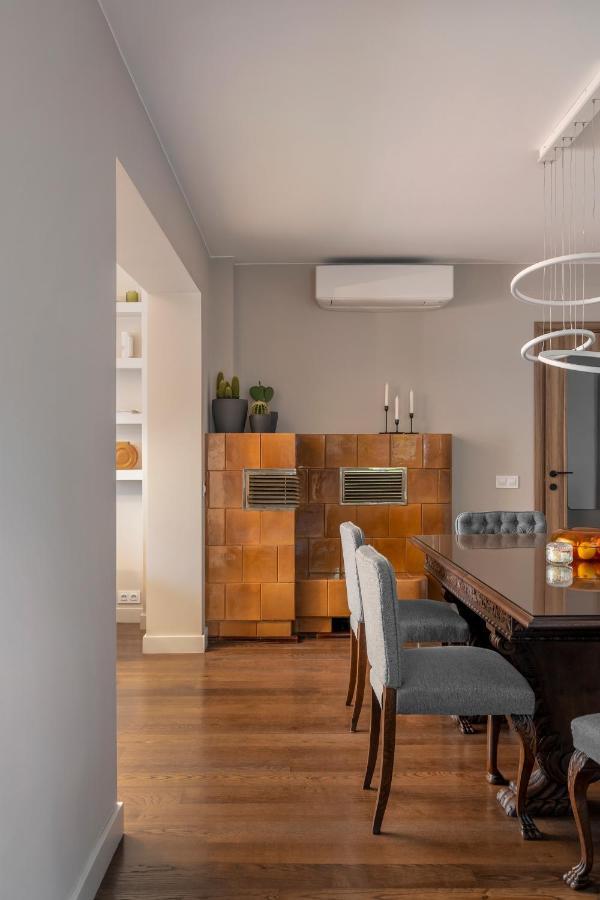New High-end Designer 3br Sofia